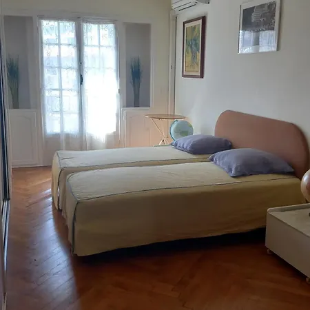 Apartment Spacious And Sunny *